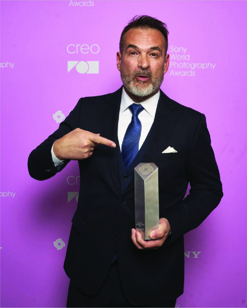 Olivier Unia, remporte l’un des plus grands prix mondiaux de photographie